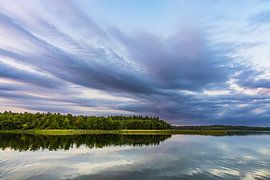 A morning at Schaalsee in Seedorf, with clouds and reflections