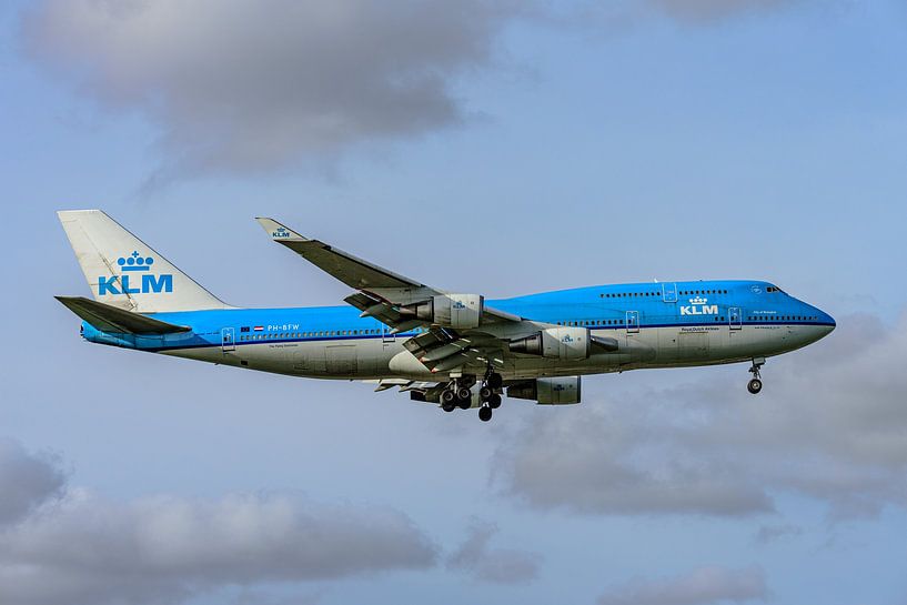 Atterrissage du Boeing 747-400 de KLM &quot;City of Shanghai&amp;quot ;. par Jaap van den Berg
