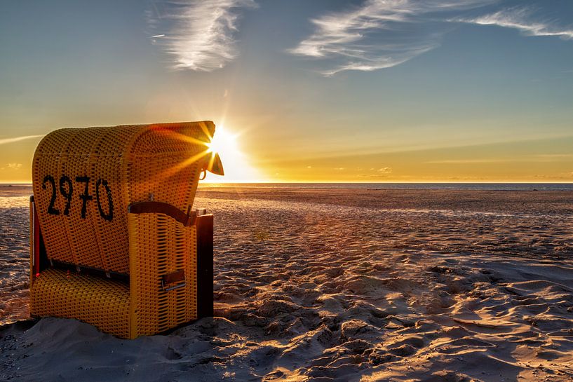Sunset on the beach of Juist by Dirk Rüter