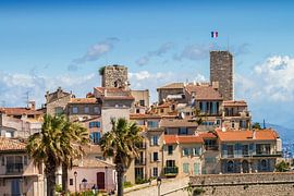 ANTIBES Vieille ville  sur Melanie Viola
