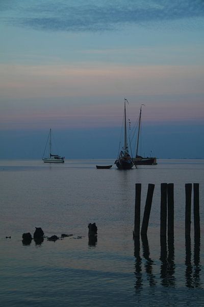 Ameland/Blaue Stunde von Rinnie Wijnstra