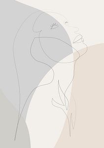 Femme sur un beau fond