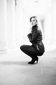 Sitzend von Michael Walther