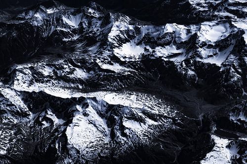 DARK ALPS 1-35 A sur WILDLIGHT PHOTOGRAPHY