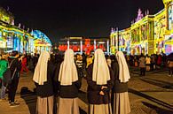 Vier Nonnen besuchen den Berliner Bebelplatz von Frank Herrmann Miniaturansicht