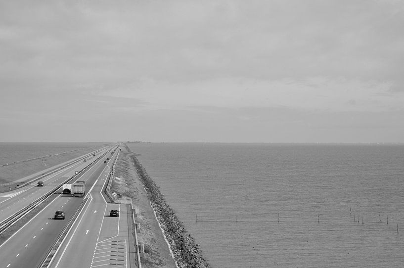 Der Afsluitdijk von Heleen de Silva