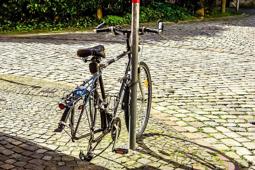 Geklaut? Auseinander gebaut? von Norbert Sülzner