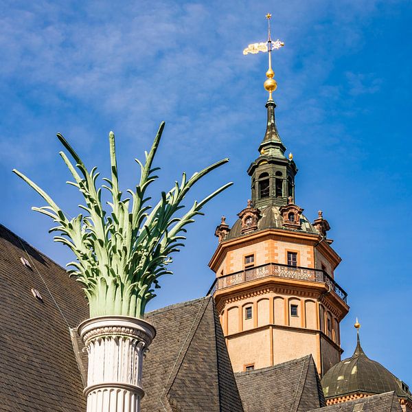Gedenksäule und Nikolaikirche in Leipzig von Werner Dieterich