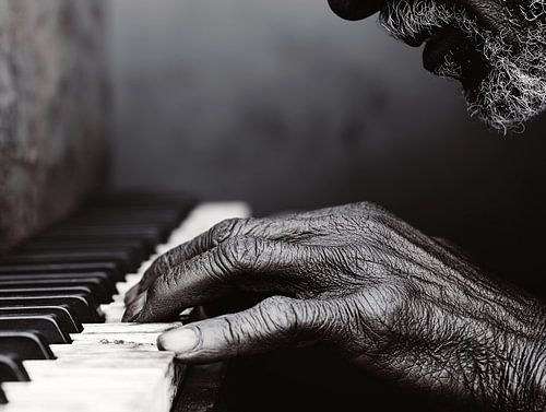 The Last Chords of a Life | Old Hands on a Worn Piano