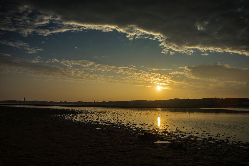 Zonsondergang op de Wadden by Jan Peter Mulder