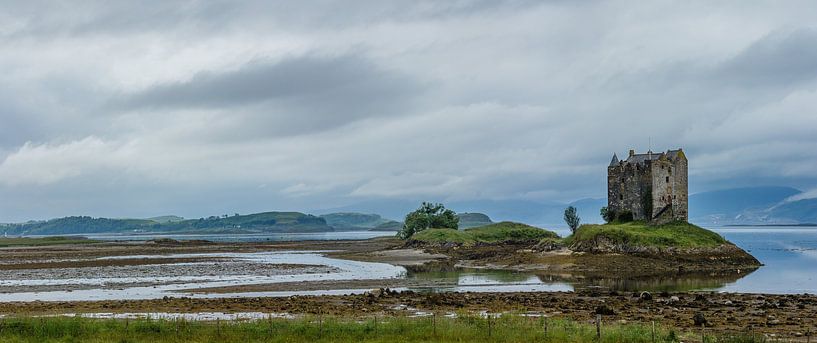 Stalker Castle van René Roos