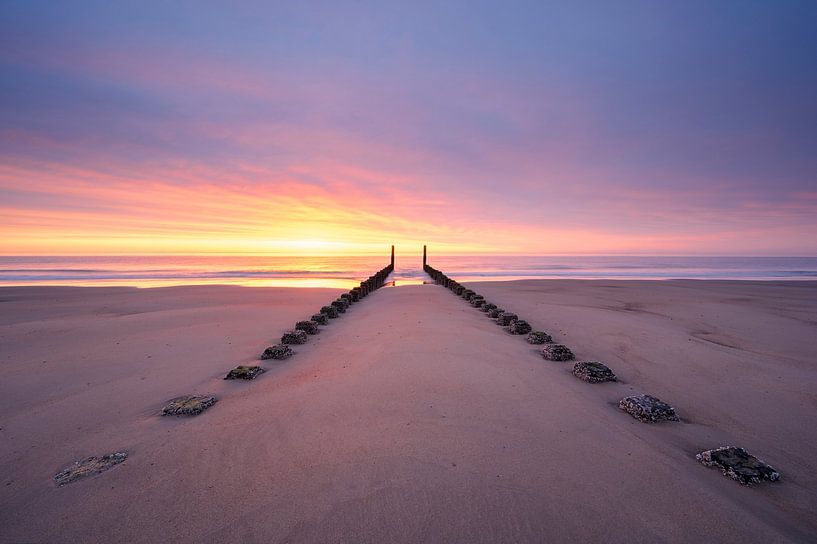 Symmetry during sunset in Zeeland by Jolanda de Leeuw