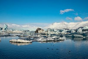 Die isländische Landschaft. Jökulsárlón, Diamantstrand und der Vatnajökull-Gletscher