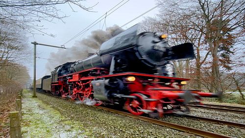 Steam train in Arnhem by Eric de Haan