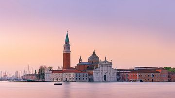 Zonsopkomst San Giorgio Maggiore, Venetië, Italië van Henk Meijer Photography