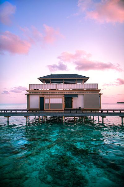 Maldives by Hello Pompoyo