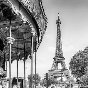 Typical Paris | monochrome by Melanie Viola