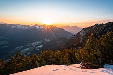 Sonnenuntergang über dem Berchtesgadener Land von Leo Schindzielorz