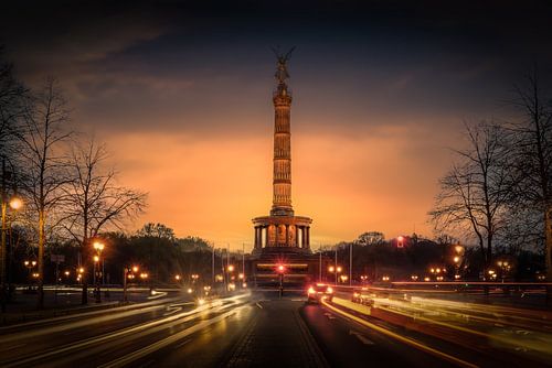 Overwinningszuil in Berlijn 01