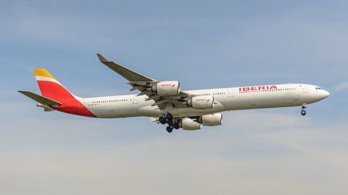 Landende Iberia Airbus A340-600.