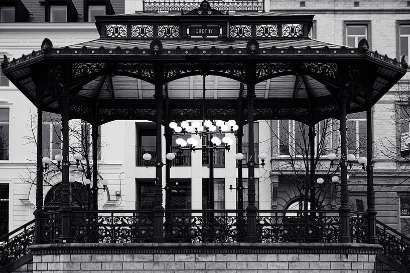 Music kiosk in Ghent by Jan Van Bizar