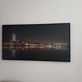 Kundenfoto: Skyline von Deventer bei Nacht von Hans Brasz, auf leinwand