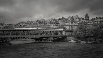 Pont de Bir-Hakeim à Paris