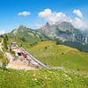 Station supérieure du chemin de fer à crémaillère de Schynige Platte et vue sur les Alpes sur SusaZoom