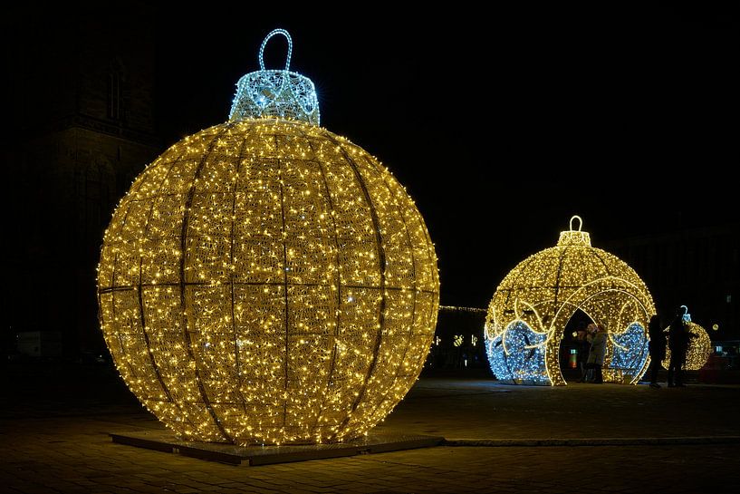 Worlds of Lights by Heiko Kueverling
