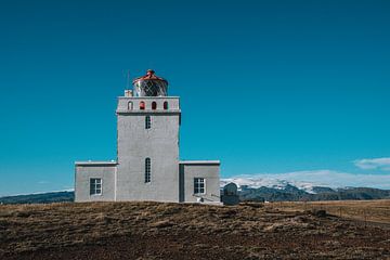 Dyrhólaey Lighthouse IJsland van Charlotte Pol