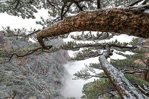 Schöne Natur in China: Berglandschaften im Schnee