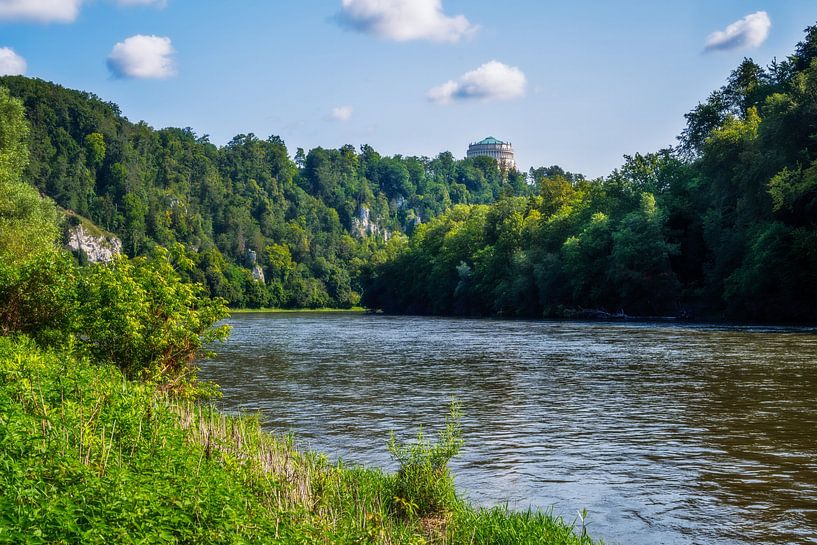 De Donau bij Kelheim met uitzicht op de Bevrijdingshal van ManfredFotos