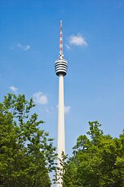 tv tower by Markus Gann