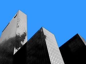 Rotterdam: Delftse Poort Gebäude - klarer blauer Himmel