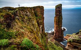 old man of hoy with shadow by Stefan Havadi-Nagy
