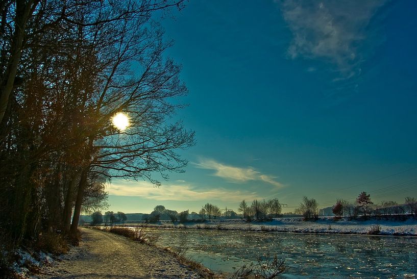 Winter day at the branch canal by Norbert Sülzner
