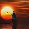 Newport Lighthouse mit Sonnenuntergang und Cumuluswolken von Jan Keteleer
