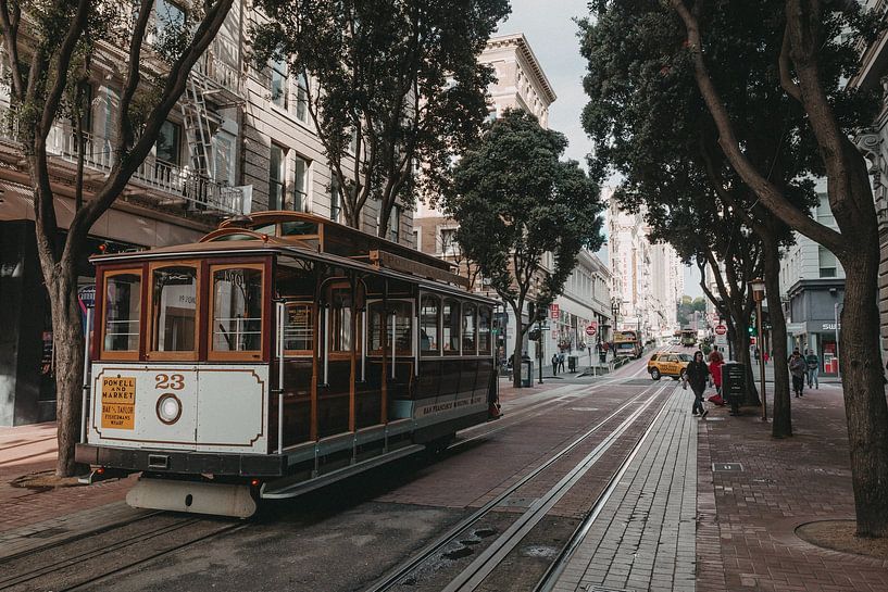 San Francisco by Hello Pompoyo