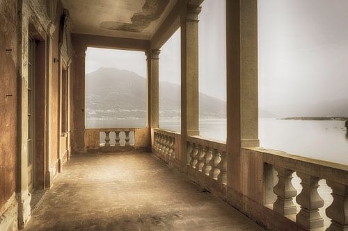 Little Balcony 1