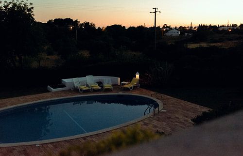 Pool nach Sonnenuntergang