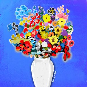 Bloemen in een vaas met blauwe achtergrond van Nicole Habets