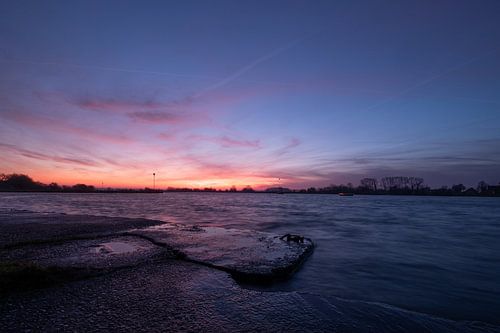 Sonnenaufgang am Niederrhein von Moetwil en van Dijk - Fotografie