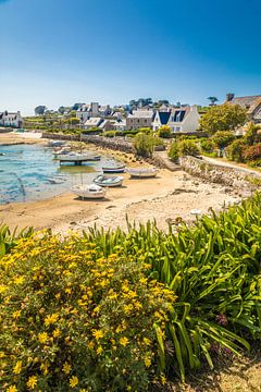 Idyllic harbour bay on the Ile de Batz, Brittany