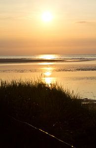 Sonnenuntergang am Meer sur Andrea Fettweis