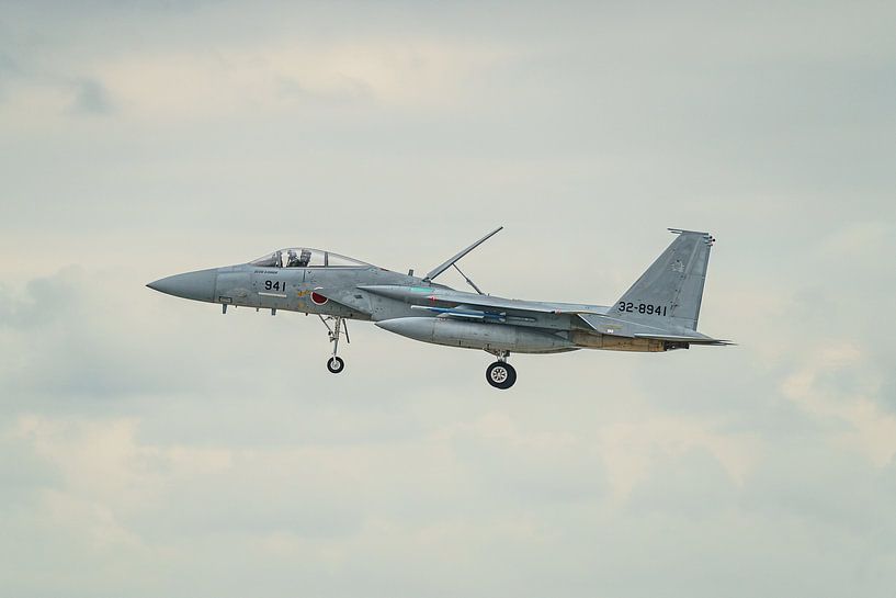 Landing Japanese McDonnell Douglas F-15J Eagle. by Jaap van den Berg
