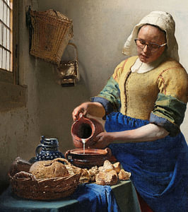 Milchmädchen mit Brille