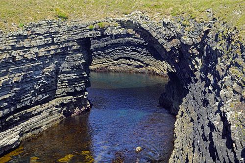 Bruggen van Ross - natuurlijke rotsboog in Ierland