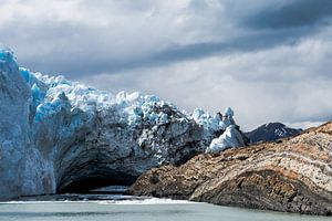 Gletscher trifft auf Landfläche