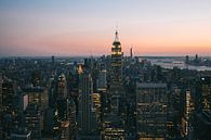 Skyline von New York City (Sonnenuntergang) von Michiel Dros Miniaturansicht
