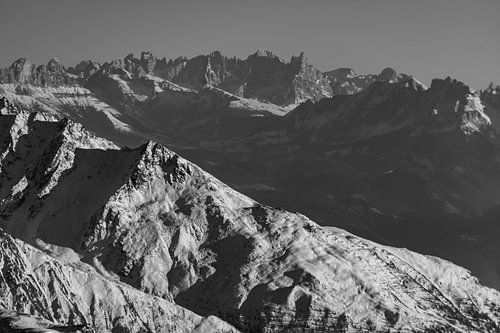 Dolomieten in de verte van Bettina Schnittert